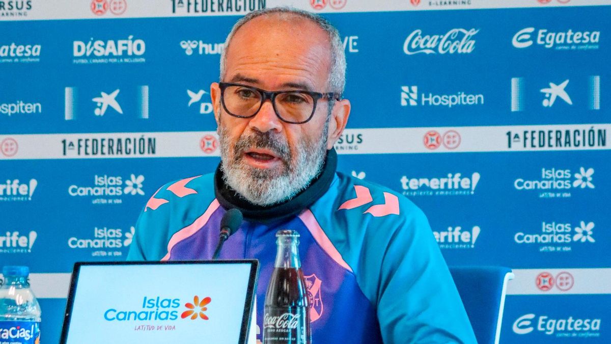 Cervera se plantea un cambio de sistema por la ausencia de Nacho Gil