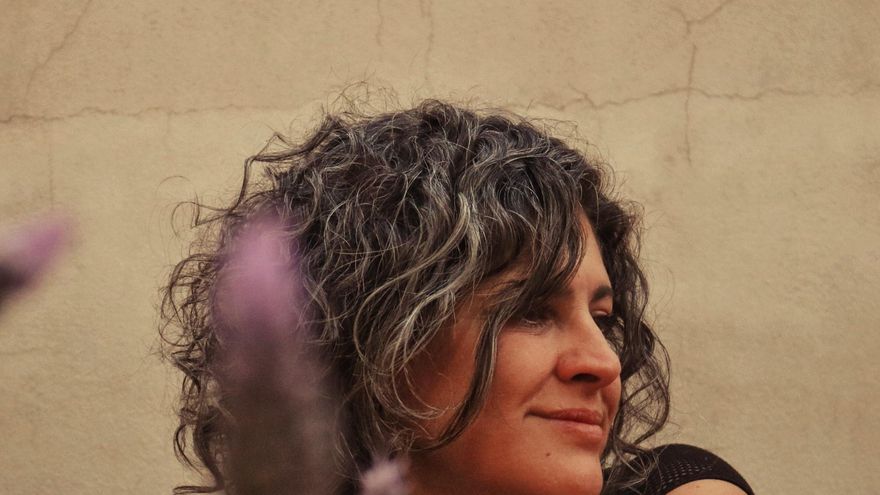 La cordobesa Mery Murúa, referente de la canción popular, presenta su "Baile eterno" en Buenos Aires