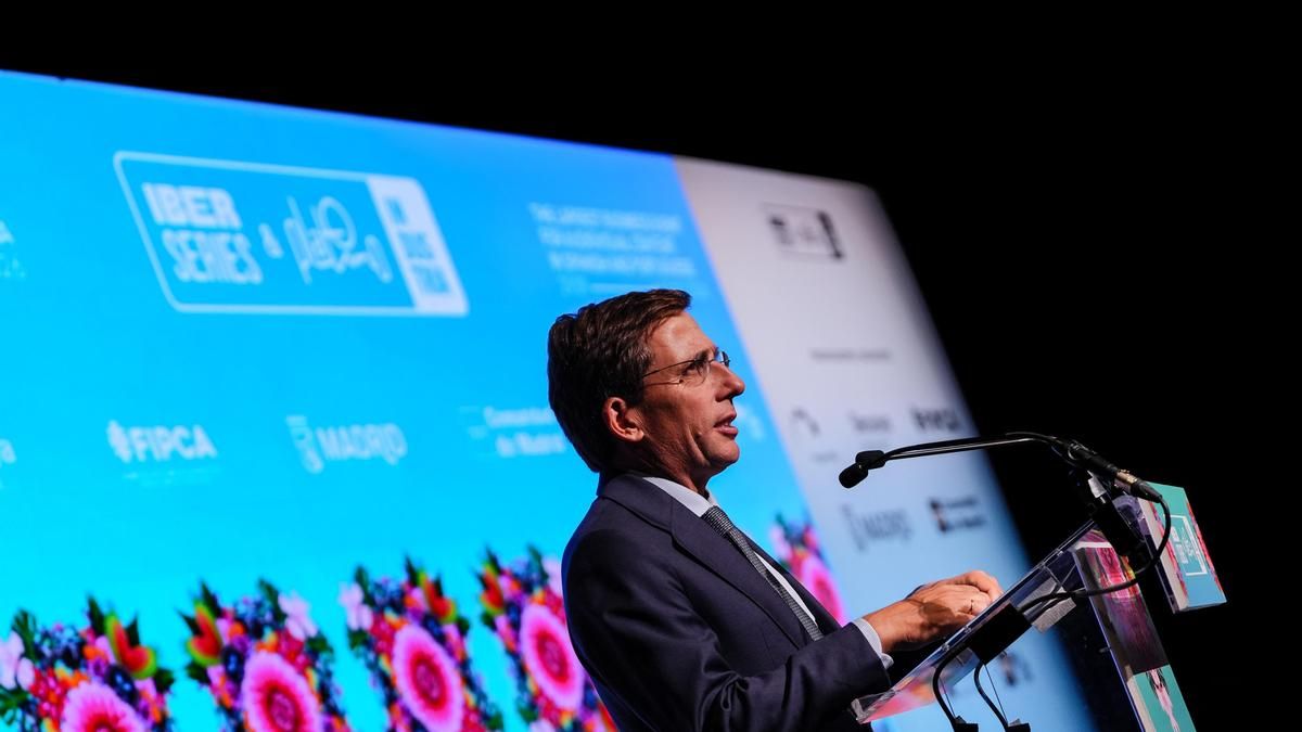 Almeida saca pecho del acuerdo para Maricarmen: "La acampada debería ser levantada de forma inmediata"