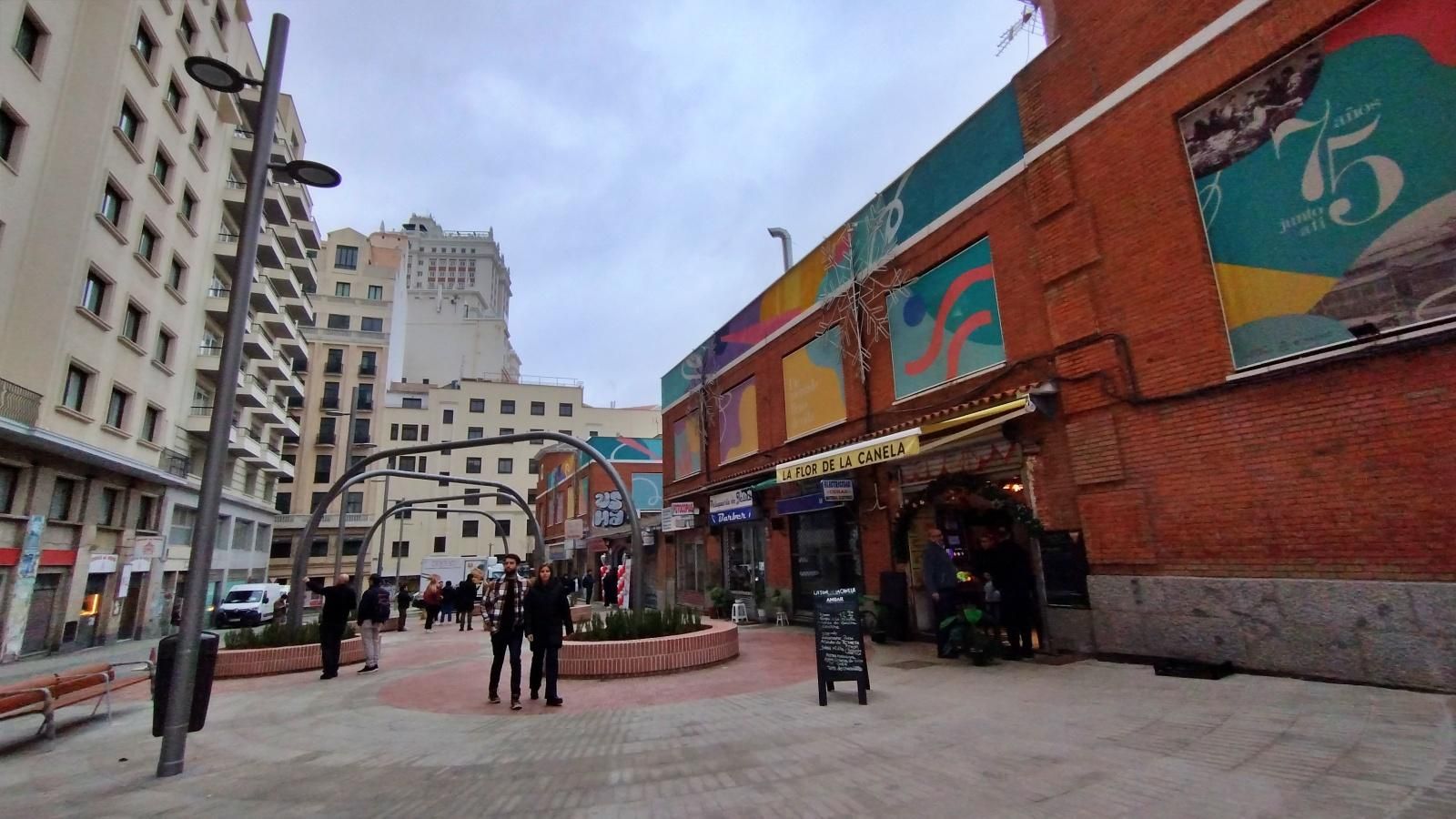 Las imágenes de la transformación peatonal en torno al mercado de Mostenses