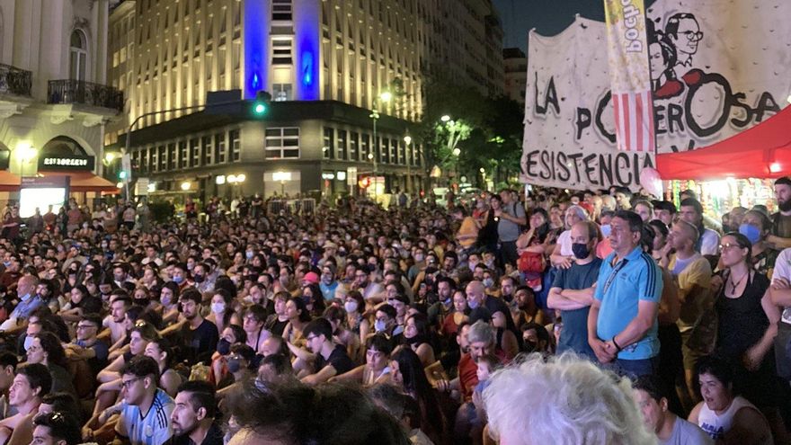 Organizaciones sociales iniciaron la vigilia en Plaza de Mayo a 20 años de la crisis de 2001
