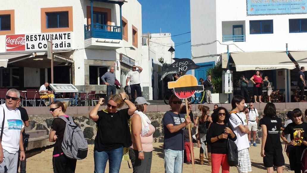 Concentración este domingo en Corralejo. | Movimiento Ciudadano No Petroleras Sí Renovables