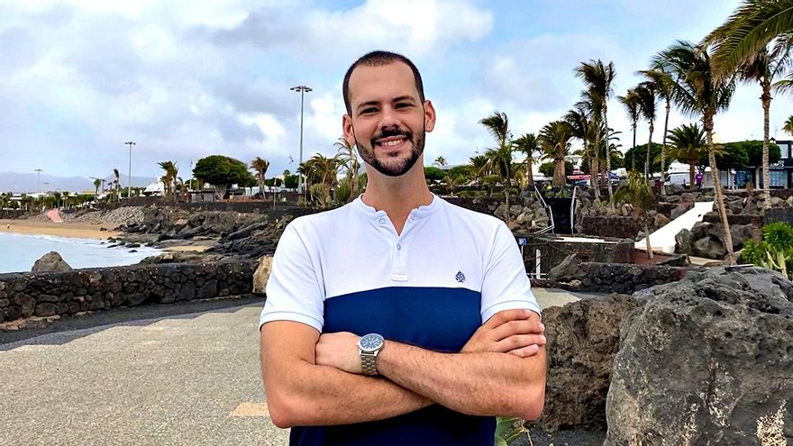 De Madrid a Lanzarote: Javier (26 años), opositor al Estado