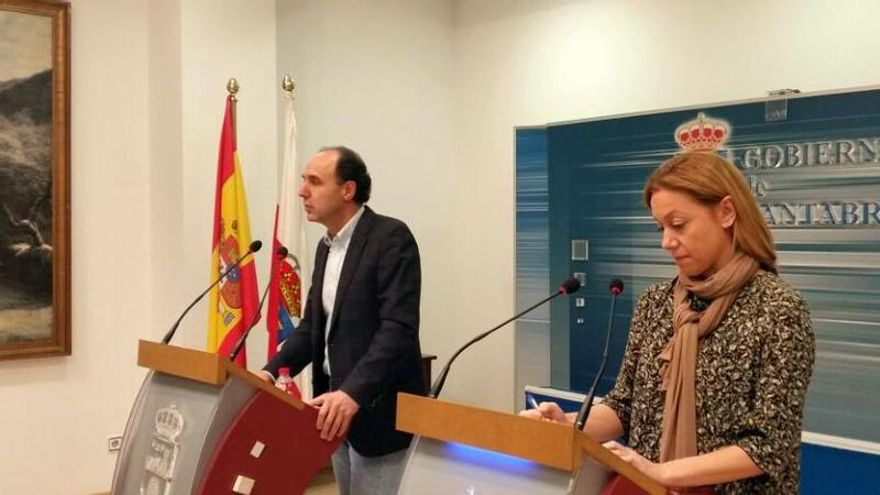 Ignacio Diego y Cristina Mazas, durante una rueda de prensa.