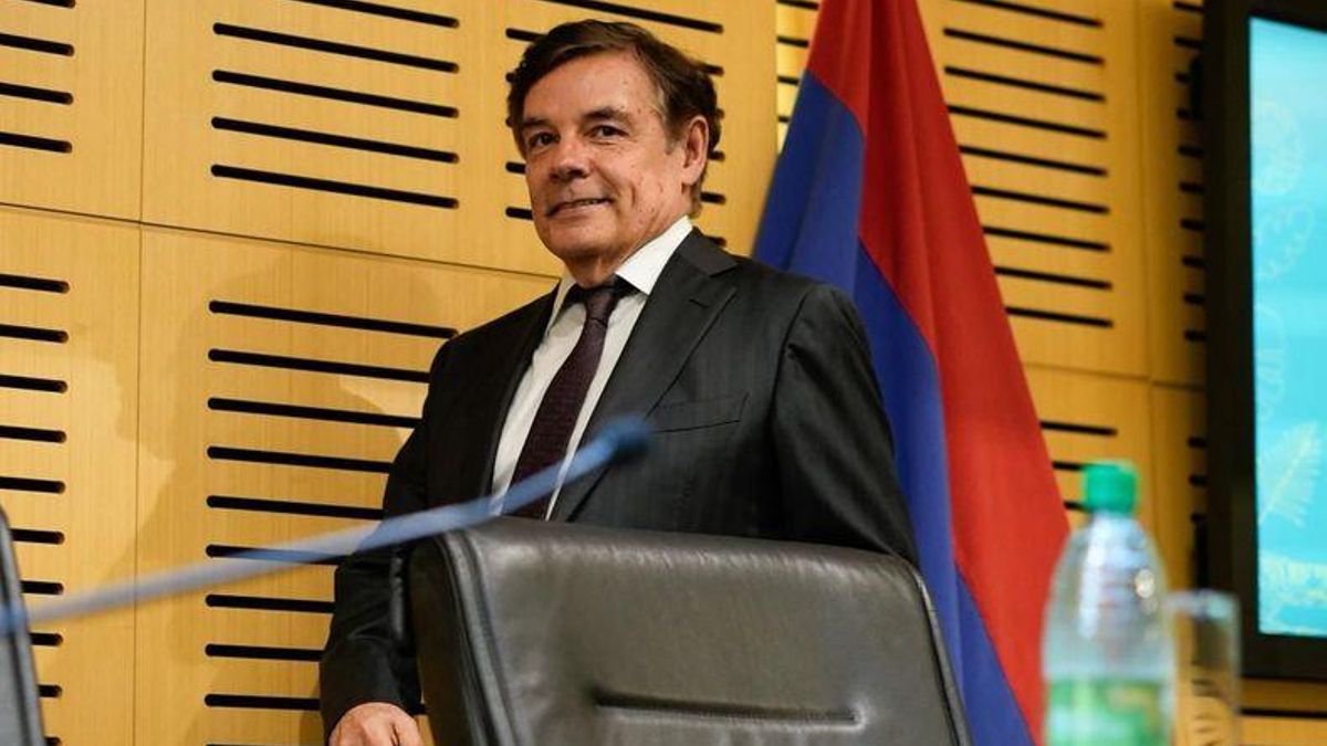Carlos Rovira