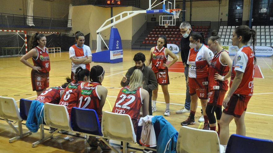El equipo femenino del Club de Baloncesto de Ciudad Real lanza un SOS para reclutar a jugadoras