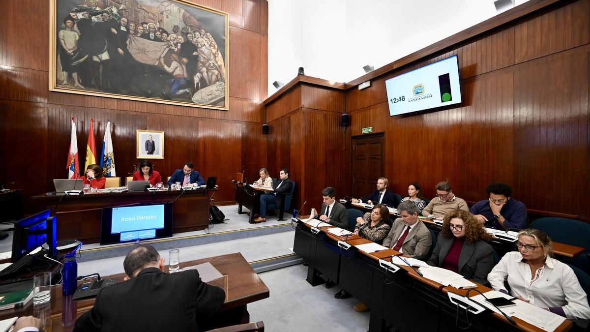 El Pleno de Santander debate el cese del concejal y del director de Recursos Humanos