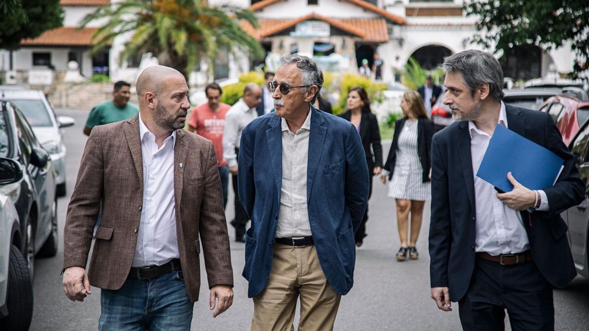 Mario Lugones y el extitular de Andis, Diego Spagnuolo.