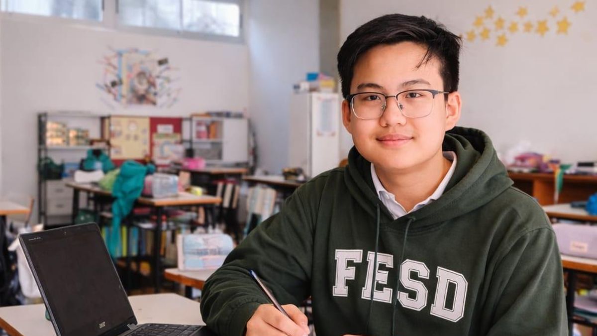 Muchen Jiang, del colegio Santo Domingo Guzmán, clasificado para la final del XLI Torneo Junior de Matemáticas