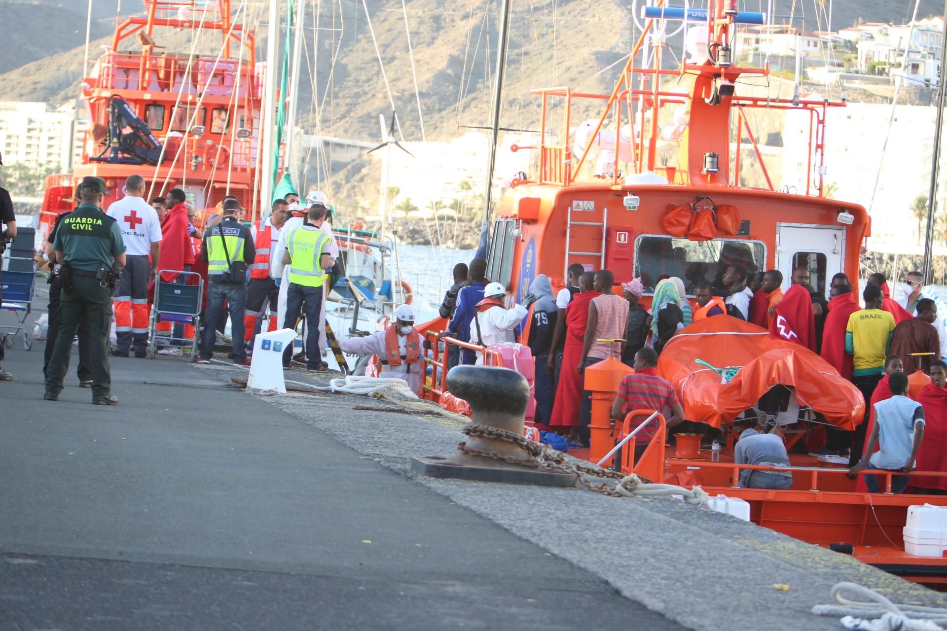 Desembarca en Gran Canaria un cayuco con 59 personas (ALEJANDRO RAMOS)