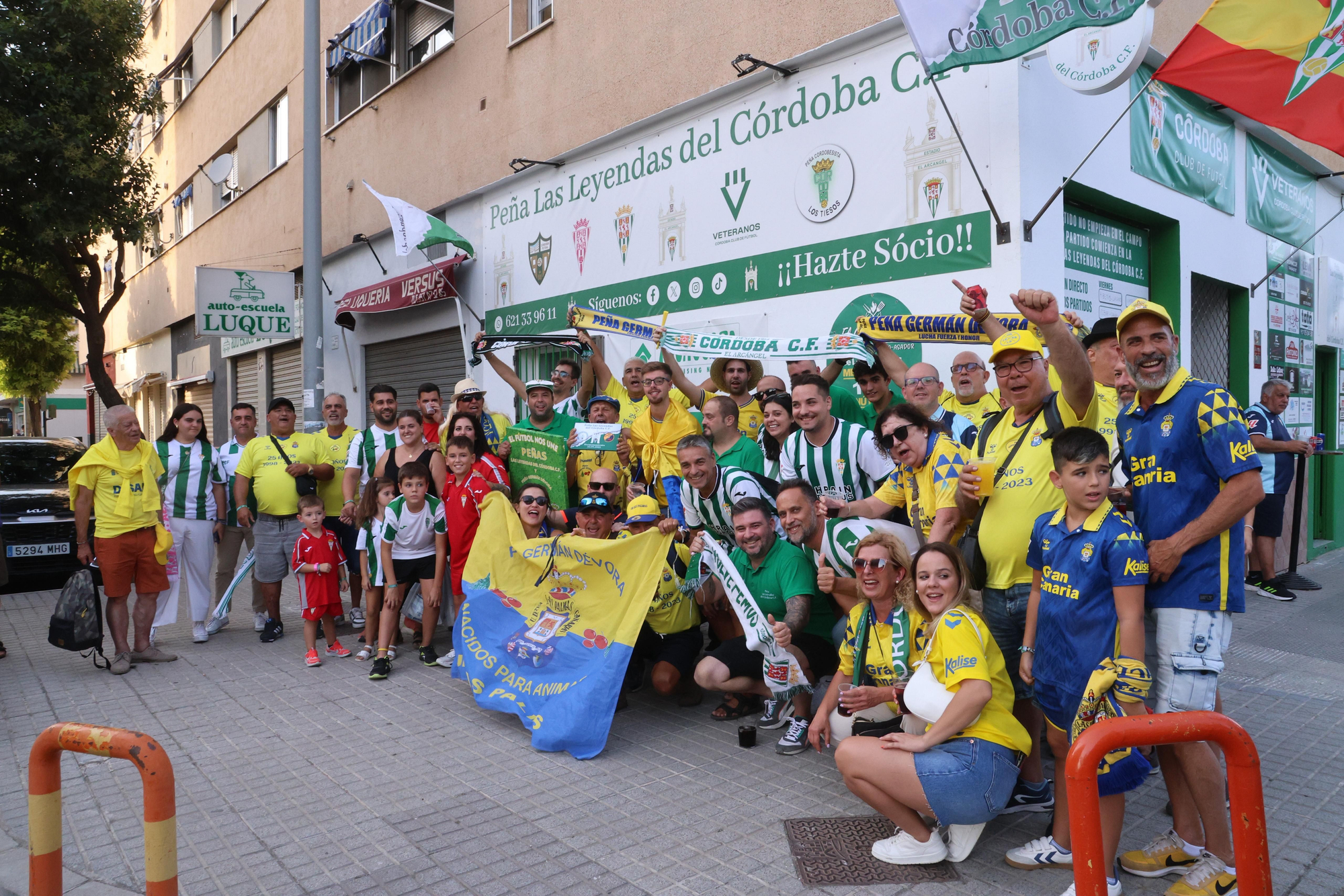 Hermanamiento de peñas entre el Córdoba CF y la UD Las Palmas
