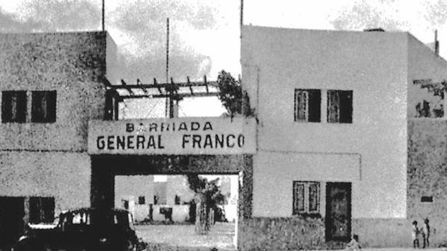 A. Benítez. Inauguración de la Barriada General Franco, 18 de julio de 1937. (Catálogo de vestigios)