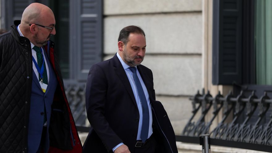 El asesor de Ábalos usó el cargo para ofertar mascarillas en plena pandemia y cobrar comisiones con el sobreprecio