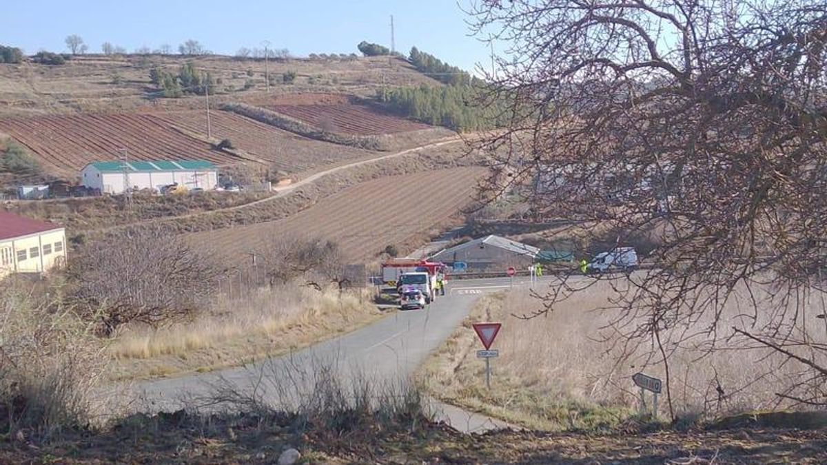 Accidente entre un camión y una furgoneta en Cenicero