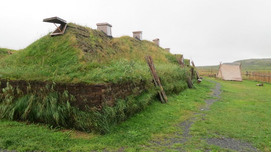 500 años antes de Colón. Recreación de una casa vikinga en Terranova.