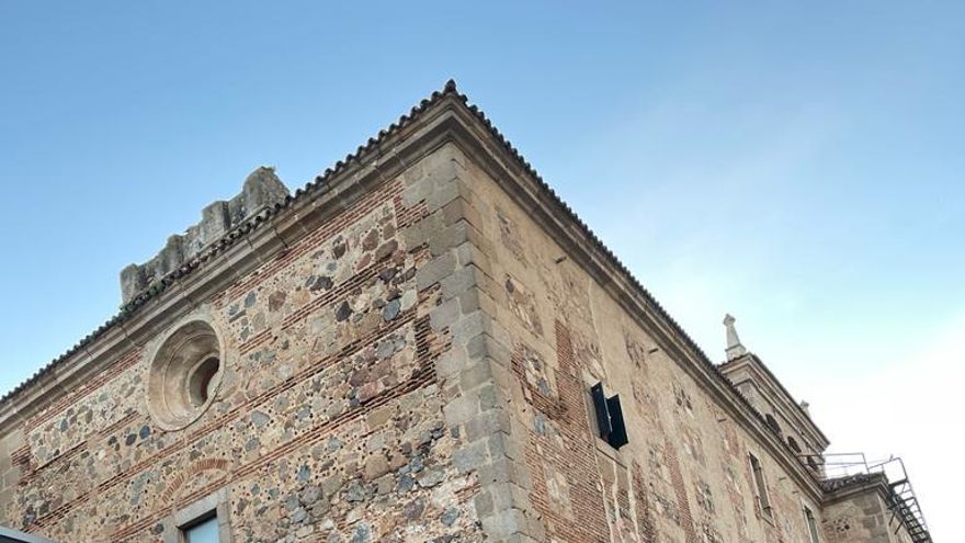 Oenegés increpan a miembros del Gobierno extremeño PP-Vox por los recortes a la cooperación