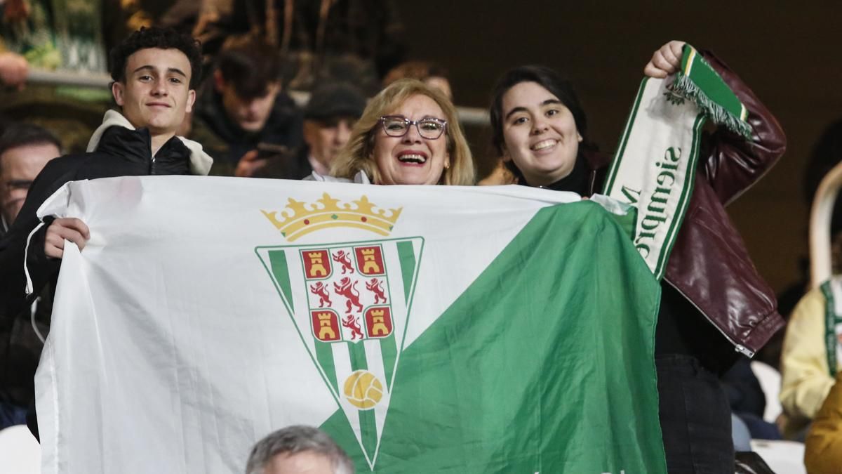 Grada Blanquiverde del Córdoba CF - Real Valladolid CF