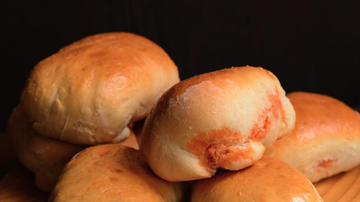 Sus orígenes se remontan a llevarlos al campo durante largas jornadas de trabajo o para las fiestas populares