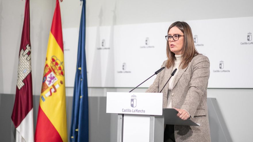 La Junta de Castilla-La Mancha tacha a Vox de "racista y clasista" por su propuesta de expulsar inmigrantes