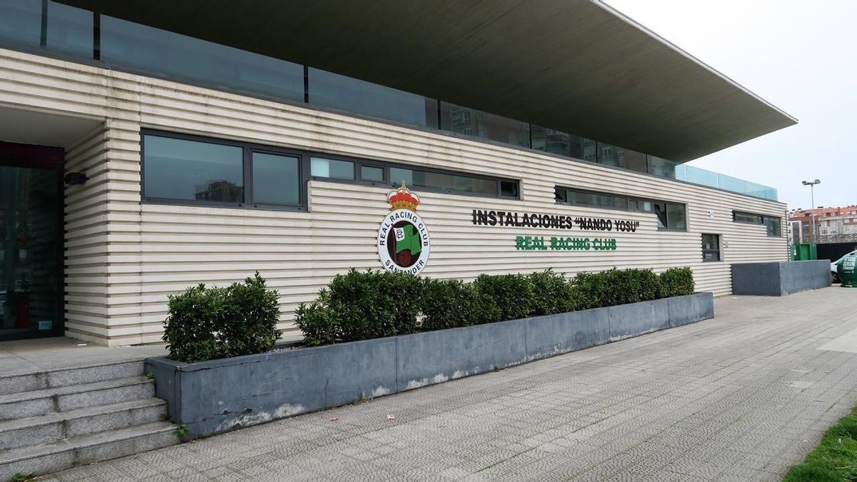 El PRC dice que es la "inacción" del Ayuntamiento la que "condena al Racing a abandonar Santander"