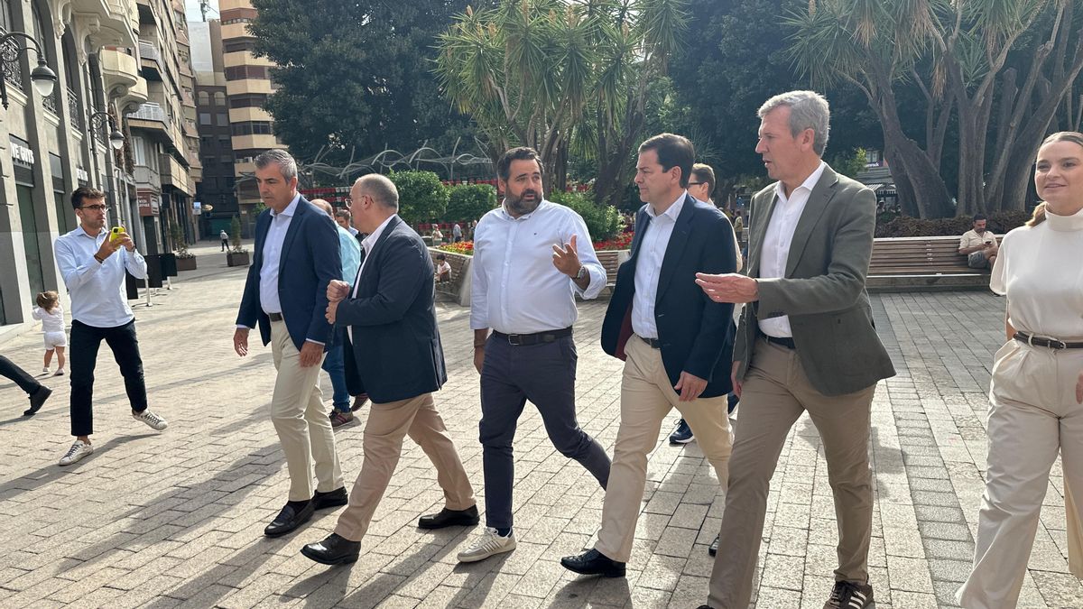 El presidente del PP de Castilla-La Mancha, Paco Núñez, en Murcia donde los 'populares' han asegurado que Feijóo "arreglará" la cuestión del trasvase Tajo-Segura