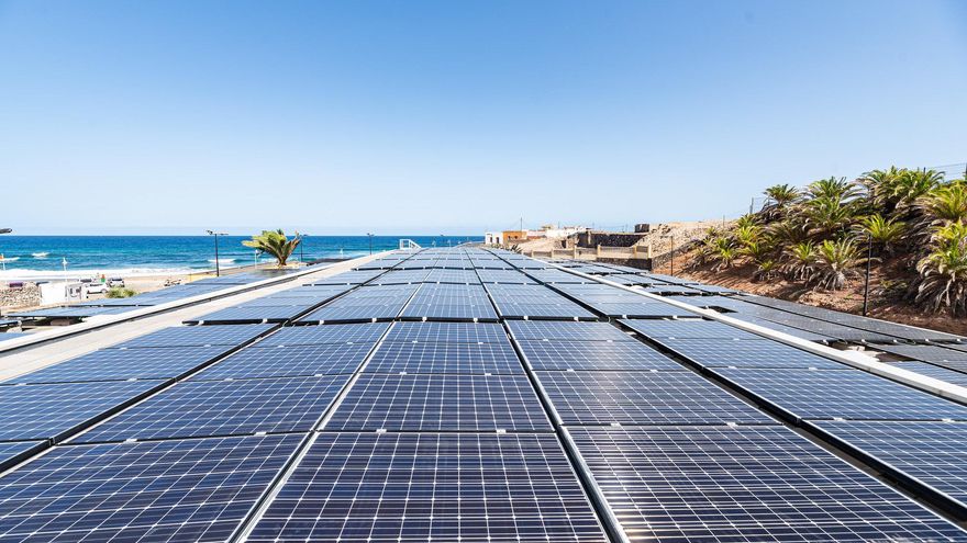 Láminas solares en las presas o redes de comunidades energéticas,  así planifica su descarbonización Gran Canaria