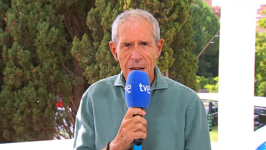 Carlos de Andrés denuncia la masacre en Gaza durante la protesta contra el equipo Israel en la Vuelta: "Genocidio tremendo"