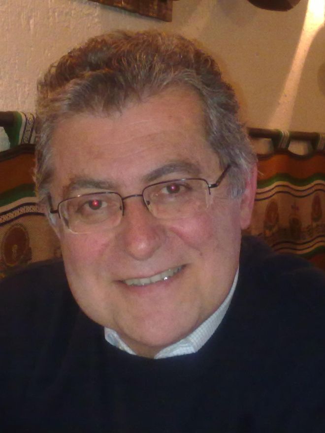 Bernabé Galán, el médico autor del libro.