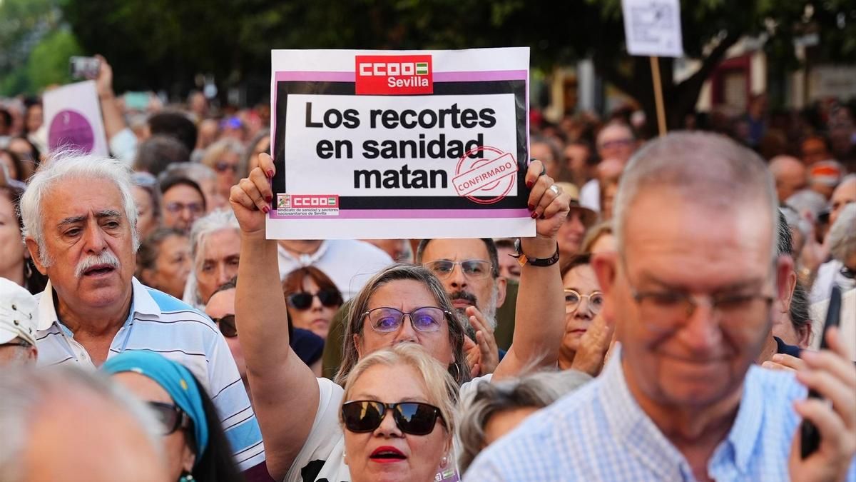 Información insuficiente: Defensor, Asociación contra el Cáncer y oposición, un año en vilo tras la crisis de los cribados
