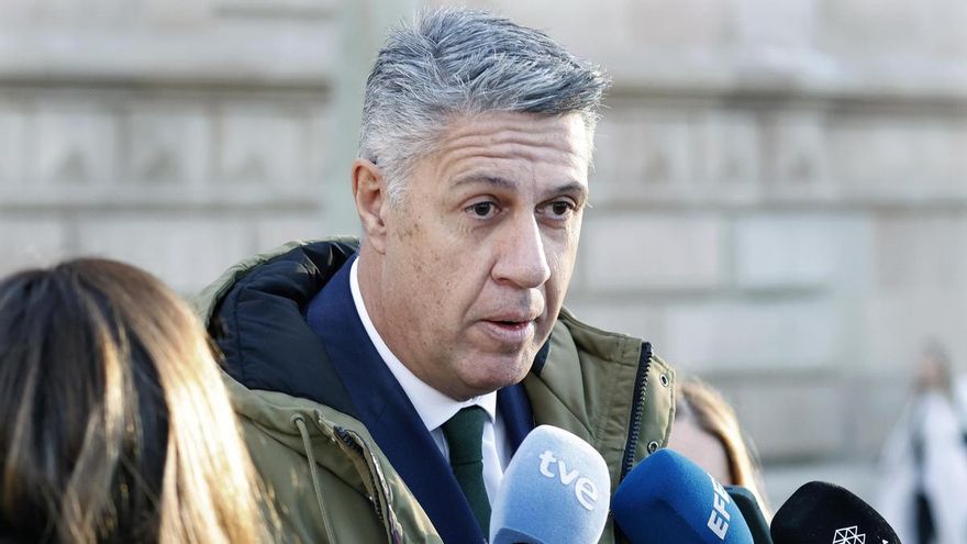 Albiol se desmarca de las dos antenas ilegales de Badalona en el inicio de su juicio por prevaricación