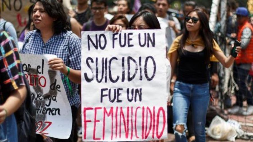 Fotografía de una de las protestas por el asesinato de Lesvy Berlín Osorio