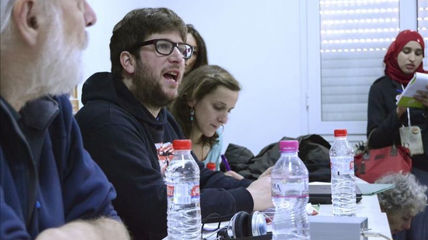 Urbán solicita un plan de acogida de refugiados en lugar de "levantar vallas"