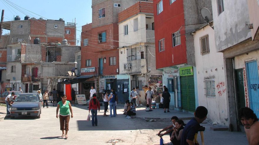 La crisis tuvo un impacto desigual en la población y los pobres son cada vez más pobres