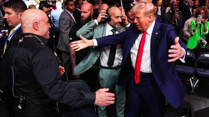 Más influencers y menos periodistas: las fuentes de noticias que apoyan a Trump y se extienden por todo el mundo