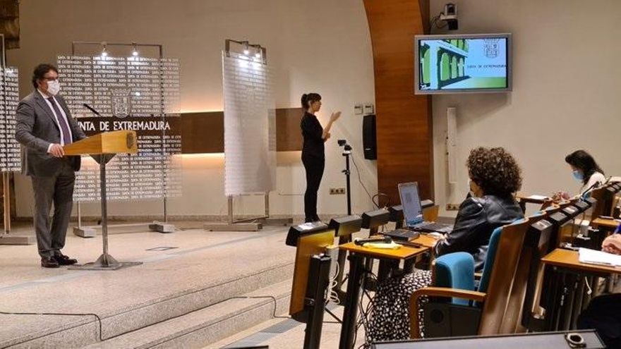 El vicepresidente segundo y consejero de Sanidad, José María Vergeles