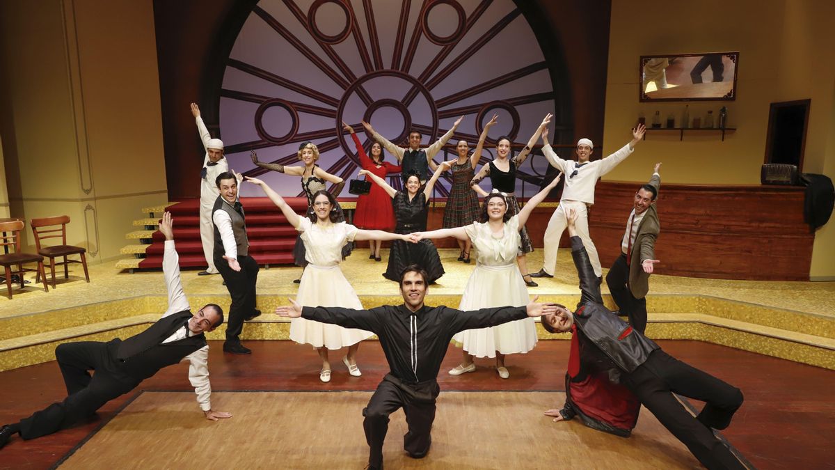 Teatre Micalet prolonga hasta el 11 de enero su icónico espectáculo 'Ballant, Ballant'