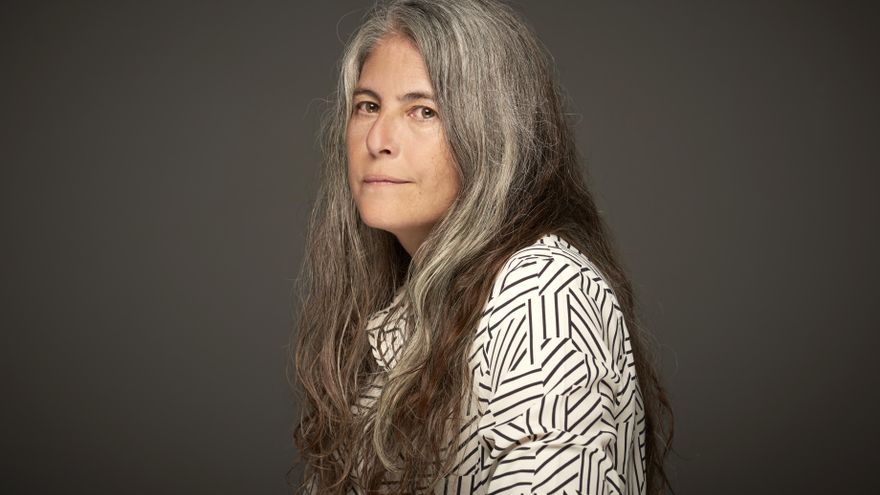 Selva Almada: “Empezamos a naturalizar que la gente viva en la calle y se convierta en parte del paisaje cotidiano”