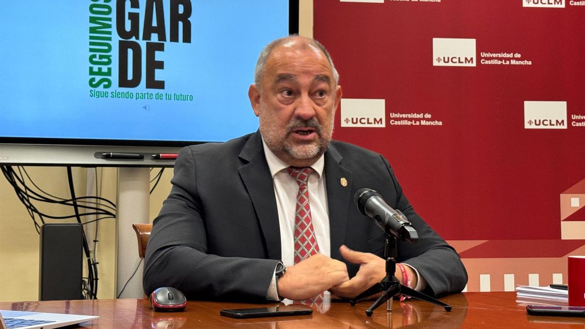 Julián Garde, rector de la Universidad de Castilla-La Mancha