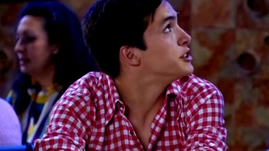 Ricardo Gómez en el 12x01 de "Cuéntame cómo pasó"