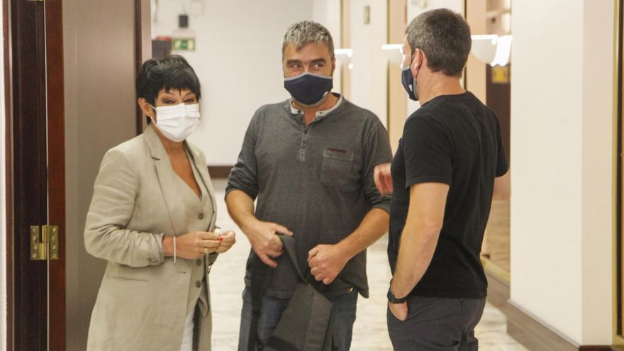 Mikel Otero, con Maddalen Iriarte y Arkaitz Rodríguez.JPG