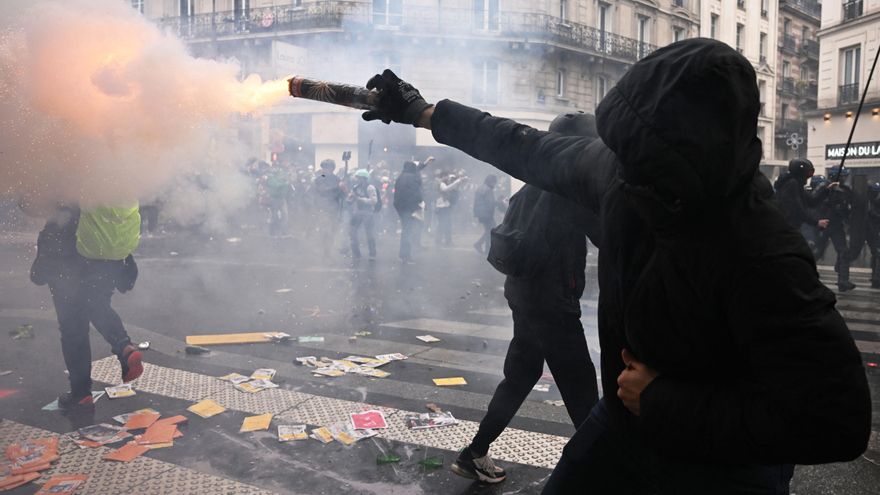 Incidentes y detenciones en masivas marchas del 1° de mayo en Francia contra la reforma jubilatoria