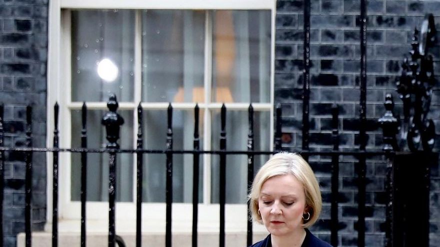 ¿Por qué la primera gobernante libertaria del mundo no duró ni 45 días?