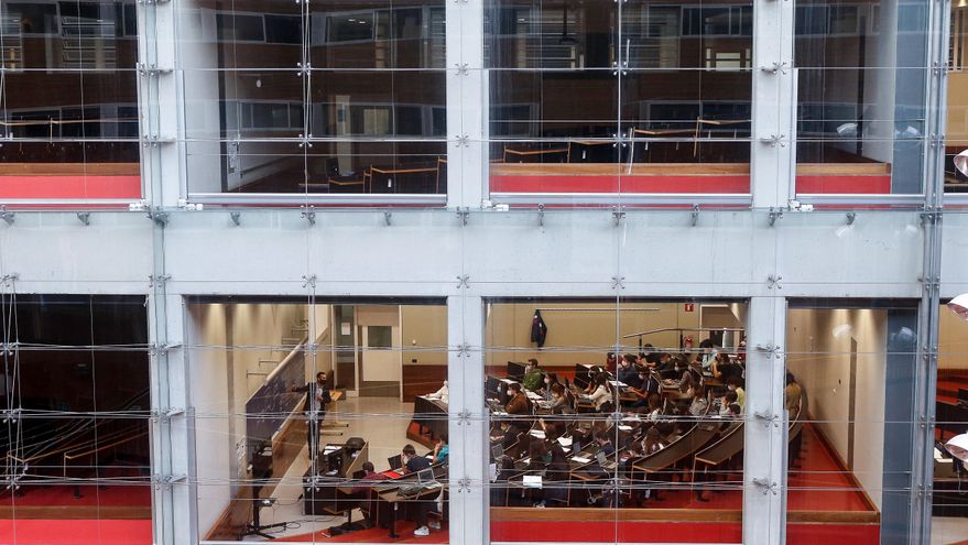 La Universidad Pompeu Fabra (UPF) es la española mejor situada en el ranking global de educación superior que divulgó hoy la publicación británica Times Higher Education (THE). EFE/Quique García/Archivo
