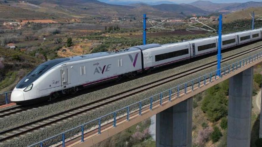 Extinguido un incendio en la provincia de Toledo que ha provocado retrasos en los trenes Madrid-Andalucía