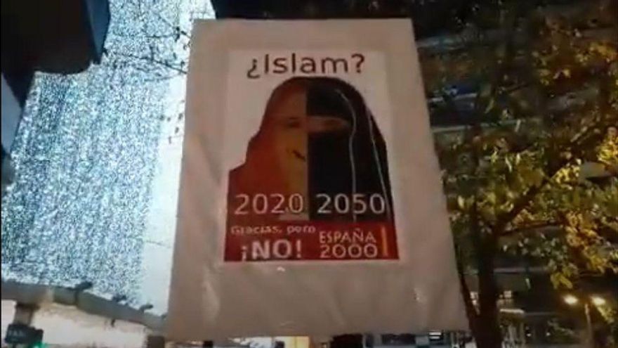 La Policía exculpa a un líder ultra en una investigación por delito de odio durante un acto contra el islam