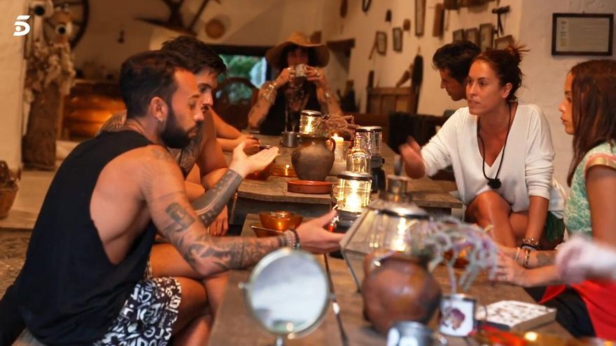 Raquel y Omar discuten en 'Pesadilla en El Paraíso'