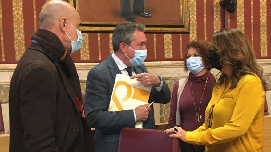 Espadas aprueba el presupuesto que activa su adiós como alcalde de Sevilla