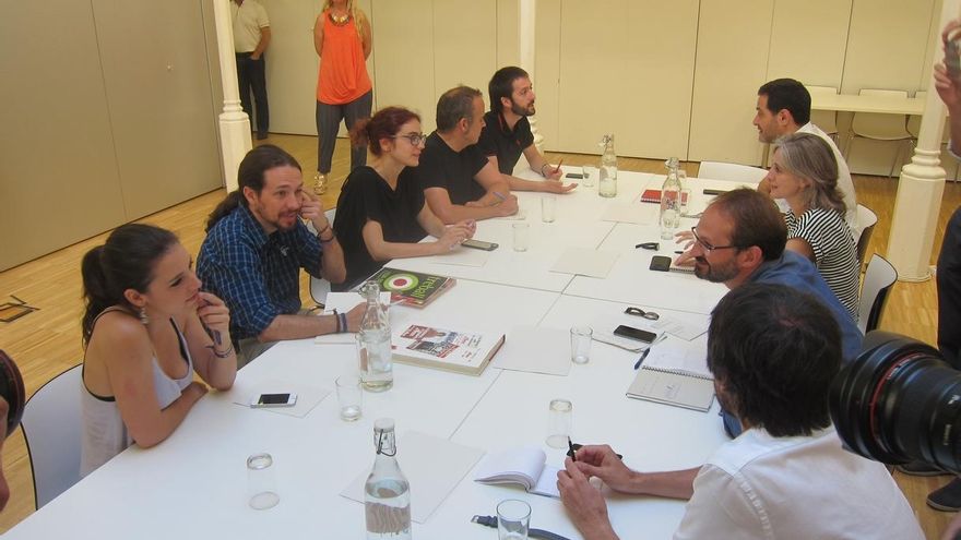 La hoja de ruta de 'Cataluña, sí se puede' incluirá referéndum y Constitución catalana