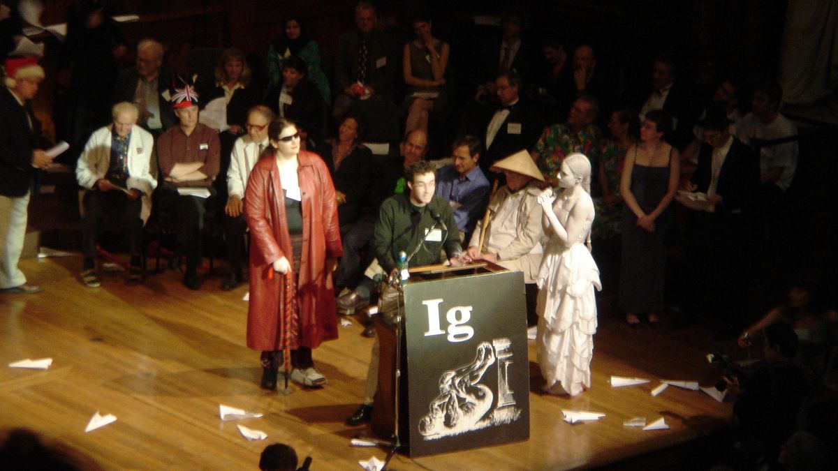 Los premios Ig Nobel se trasladan de EEUU a Europa: “Se ha vuelto inseguro para nuestros invitados visitar el país”