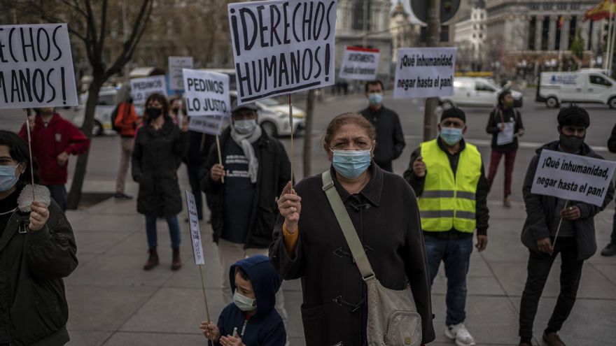 Las asociaciones vecinales llevan un año intentando mantener a flote a cientos de familias que han perdido su fuente de sustento debido a la crisis de la COVID-19